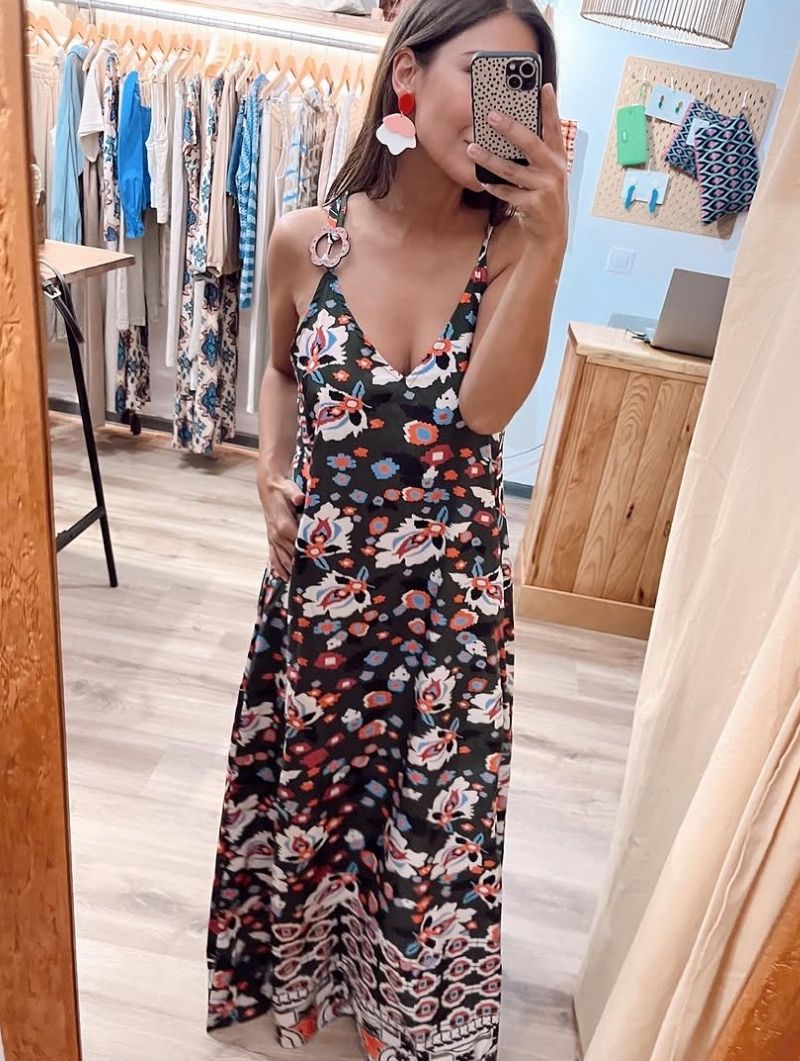 Vestido Dolores Cortes flores