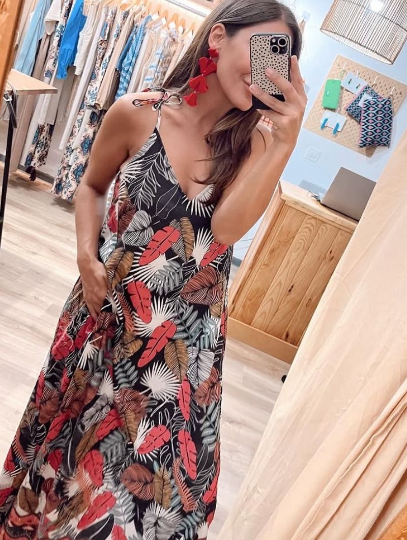 Vestido Dolores Cortés hojas