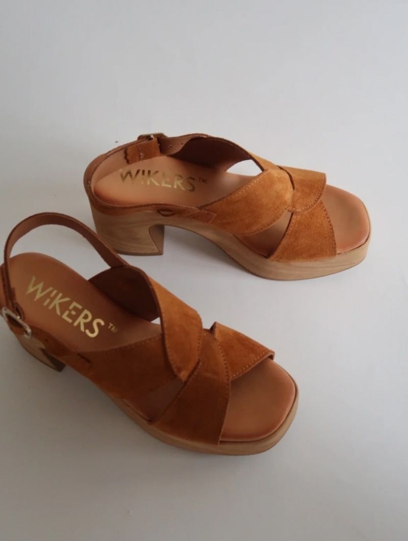 Zuecos Serraje Camel