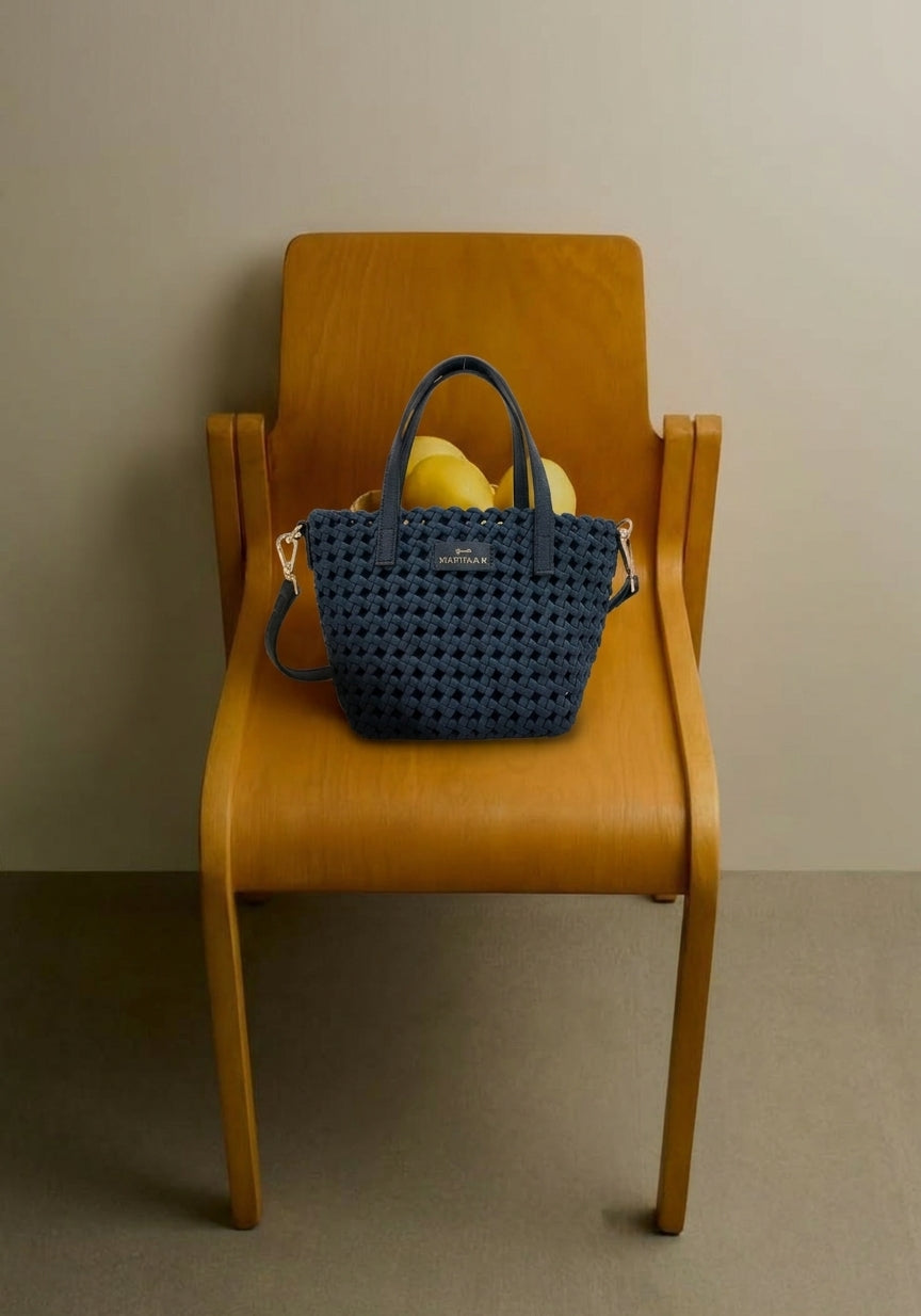 Bolso Mini Trenzado Raso Marino