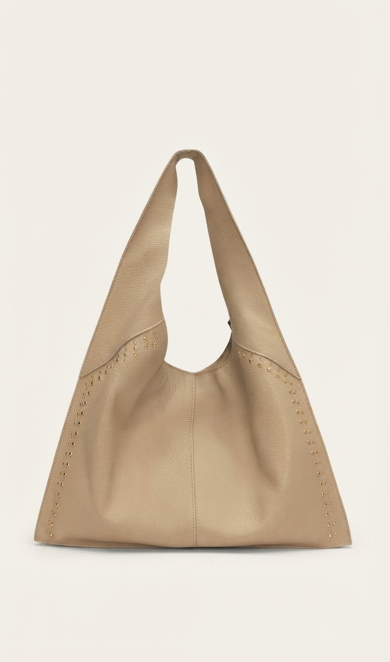 Hobo Plano Piel Tachas Arena