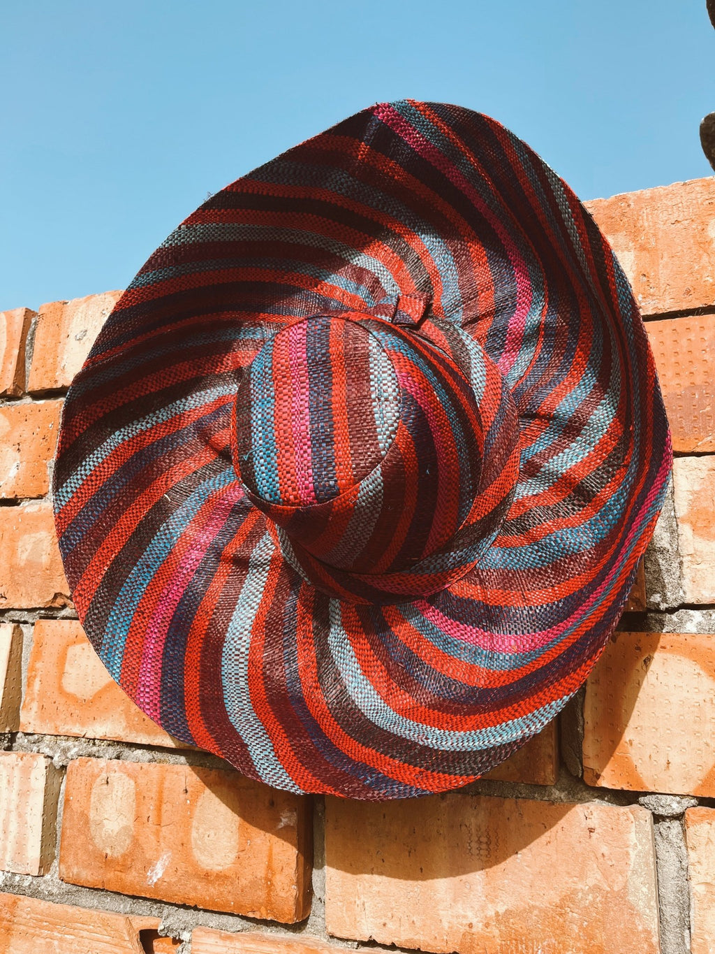 Sombreros de Sinamay - SOHO ZAHARASombreros y Viseras