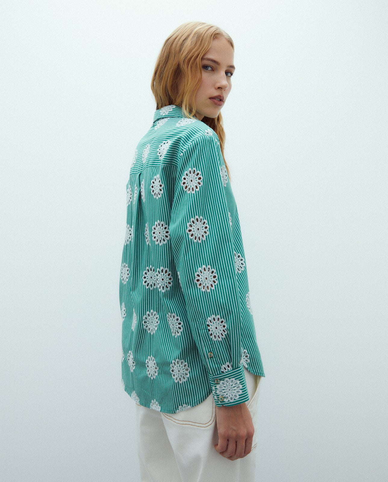 Camisa Troquelada
