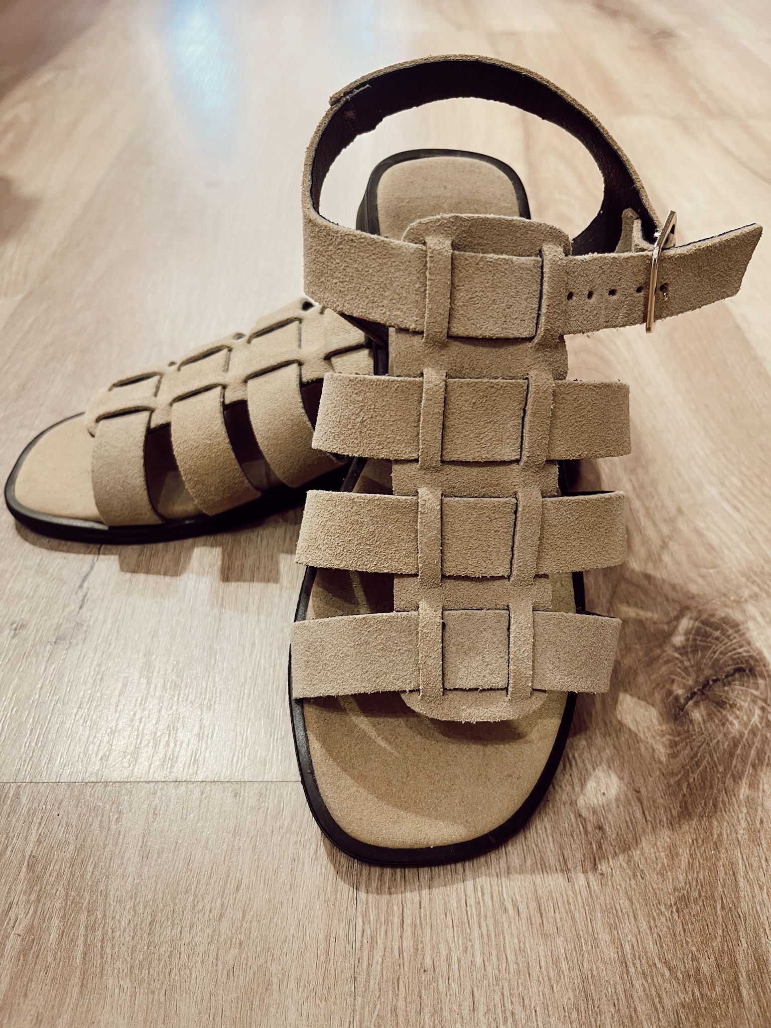 Romanas Beige Ante